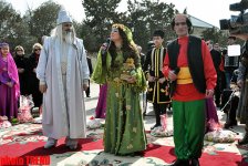 Bakıda ilaxır çərşənbə ilə bağlı məşəlin Gənclər meydanına gətirilməsinə başlanılıb (FOTO)
