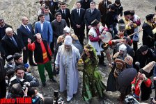 Bakıda ilaxır çərşənbə ilə bağlı məşəlin Gənclər meydanına gətirilməsinə başlanılıb (FOTO)