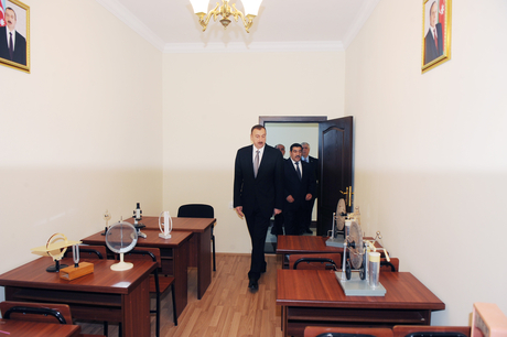 İlham Əliyev Salyanda Uşaq Texniki Yaradıcılıq Mərkəzinin açılışında iştirak edib (FOTO)