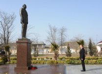 Prezident İlham Əliyev Salyanda bir sıra obyektlərin tikintisi üzrə işlərin gedişi ilə tanış olub (FOTO)