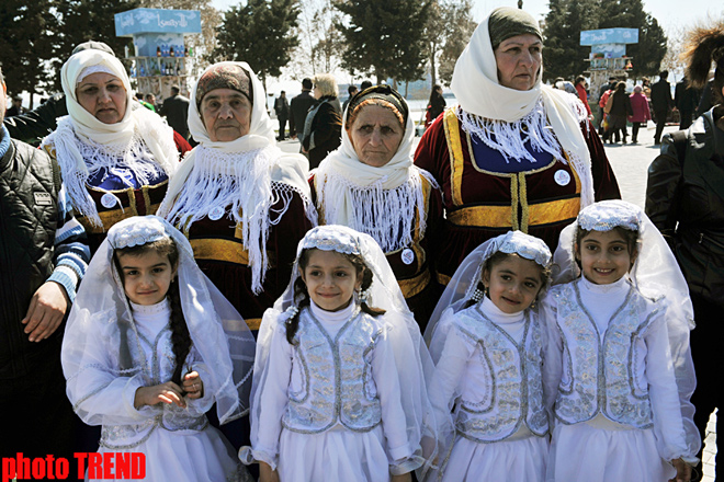 Bakıda Novruz bayramı qeyd olunur – FOTOSESSİYA