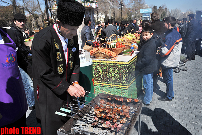 Bakıda Novruz bayramı qeyd olunur – FOTOSESSİYA