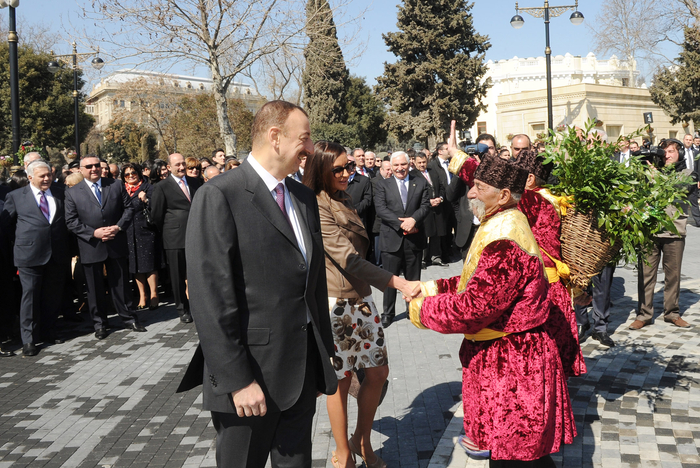 Prezident İlham Əliyev: Azərbaycan xalqı öz milli mənəvi dəyərlərinə sadiqdir (FOTO)