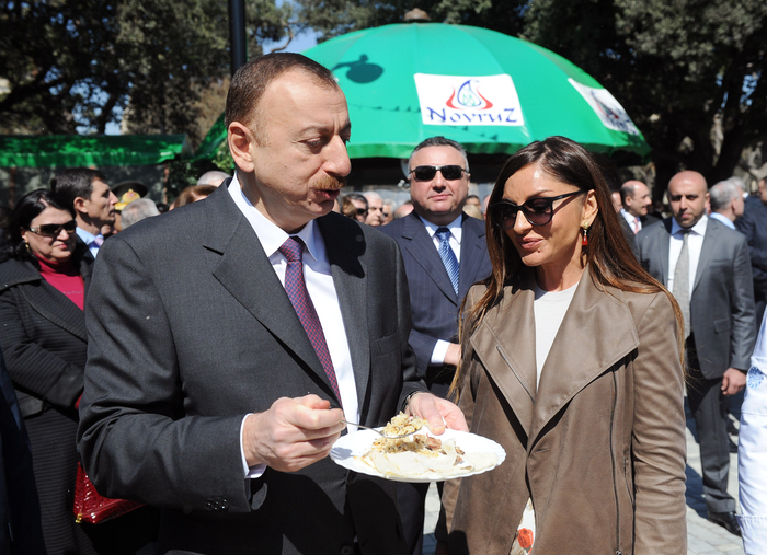 Prezident İlham Əliyev: Azərbaycan xalqı öz milli mənəvi dəyərlərinə sadiqdir (FOTO)