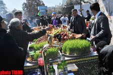 Bakıda Novruz bayramı qeyd olunur – FOTOSESSİYA