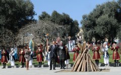 Prezident İlham Əliyev: Azərbaycan xalqı öz milli mənəvi dəyərlərinə sadiqdir (FOTO)