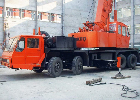Fəhlələr krandan yıxıldılar: 2 ölü, 4 yaralı