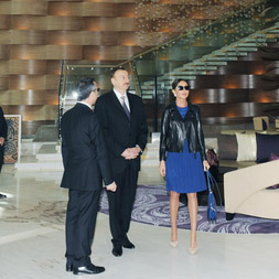 Azərbaycan Prezidenti və xanımı Bakıda “JW Marriott Absheron” otelinin açılışında iştirak ediblər (FOTO)