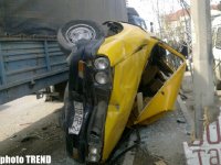 Bakıda zəncirvari yol qəzası olub (FOTO)