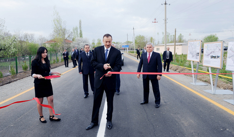 İlham Əliyev Qazaxbəyli-Aşağı Salahlı yolunun açılışında iştirak edib (FOTO) (ƏLAVƏ OLUNUB)