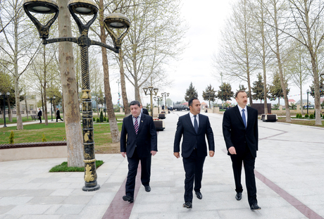 İlham Əliyev Ağstafada Heydər Əliyev adına mədəniyyət və istirahət parkında görülmüş işlərlə tanış olub (FOTO)