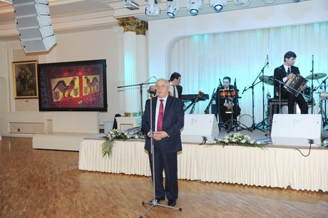 Azərbaycanın birinci xanımı Mehriban Əliyevaya “İ.M.Seçenov adına Birinci Moskva Dövlət Tibb Universitetinin Fəxri professoru” diplomu təqdim edilmişdir (FOTO)