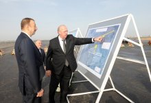 Prezident İlham Əliyev Heydər Əliyev Beynəlxalq Aeroportunda yeni uçuş-enmə zolağının istifadəyə verilməsi mərasimində iştirak edib (FOTO)