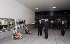Prezident İlham Əliyev Heydər Əliyev Beynəlxalq Aeroportunda yeni uçuş-enmə zolağının istifadəyə verilməsi mərasimində iştirak edib (FOTO)
