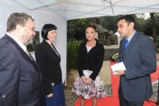 Mehriban Əliyeva: Romada Nizami Gəncəvinin abidəsinin açılması İtaliyada onun yaradıcılığına marağı artıracaq (FOTO)