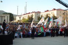 Azərbaycanda "Eurovision 2012" müsabiqəsinə həsr olunmuş konsert keçirilib (FOTO)