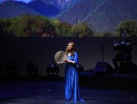 Mehriban Əliyeva İtaliyada Azərbaycan Mədəniyyəti Günlərinin başa çatması ilə bağlı keçirilən tədbirdə iştirak edib (FOTO)