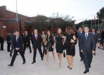 Mehriban Əliyeva İtaliyada Azərbaycan Mədəniyyəti Günlərinin başa çatması ilə bağlı keçirilən tədbirdə iştirak edib (FOTO)