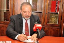 Aviqdor Liberman: Azərbaycan İsrail və ərəb dünyası arasında vasitəçi ola bilər (FOTO)