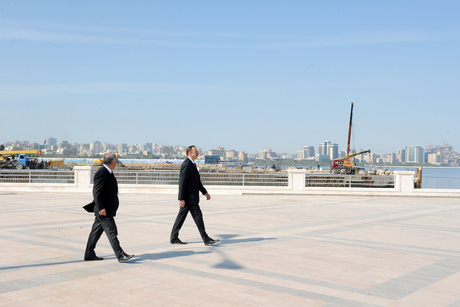 Prezident İlham Əliyev Bakıda həyata keçirilən yenidənqurma və tikinti işlərinin gedişi ilə tanış olub (FOTO)