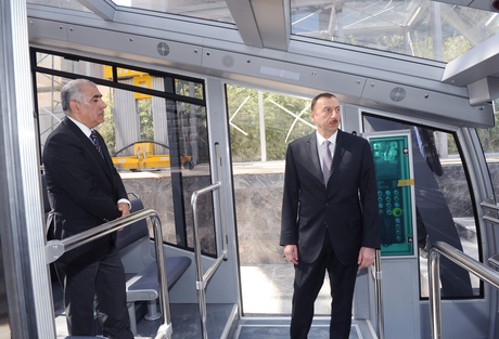 Prezident İlham Əliyev Bakıda həyata keçirilən yenidənqurma və tikinti işlərinin gedişi ilə tanış olub (FOTO)