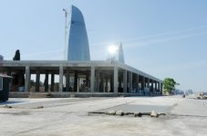 Prezident İlham Əliyev Bakıda həyata keçirilən yenidənqurma və tikinti işlərinin gedişi ilə tanış olub (FOTO)