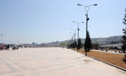 Prezident İlham Əliyev Bakıda həyata keçirilən yenidənqurma və tikinti işlərinin gedişi ilə tanış olub (FOTO)