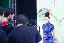 Ayan Babakişiyeva yeddi obrazda çıxış etdi (FOTOSESSİYA)