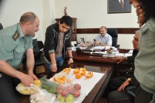 Bakıda portağalın içərisində məhkuma narkotik vasitə ötürmək cəhdinin qarşısı alınıb (FOTO)
