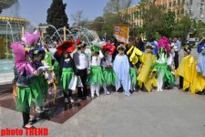 Bakıda güllərin sərgisi keçirilib (FOTO)