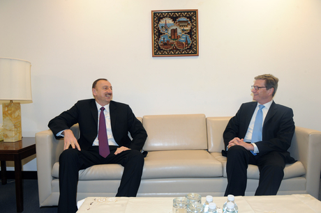 İlham Əliyev Almaniyanın xarici işlər naziri ilə görüşüb