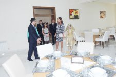 Azərbaycanın birinci xanımı Mehriban Əliyeva Xəzər rayonunda bir sıra obyektlərin açılışında iştirak edib (ƏLAVƏ OLUNUB) (FOTO)