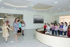 Azərbaycanın birinci xanımı Mehriban Əliyeva Xəzər rayonunda bir sıra obyektlərin açılışında iştirak edib (ƏLAVƏ OLUNUB) (FOTO)