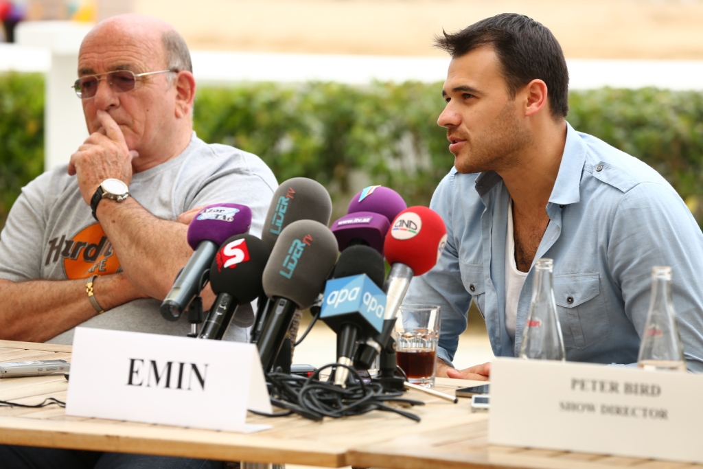 Emin Ağalarov Bakıda yaradıcılıq planlarına və "Eurovision 2012" müsabiqəsinə həsr edilmiş mətbuat konfransı keçirib (FOTO)
