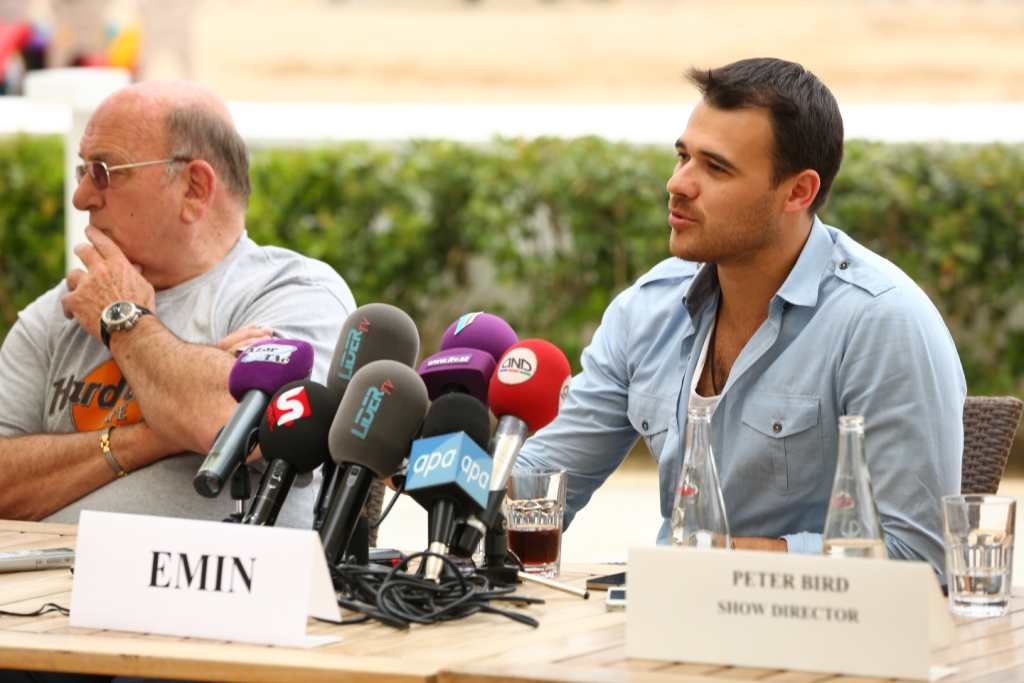Emin Ağalarov Bakıda yaradıcılıq planlarına və "Eurovision 2012" müsabiqəsinə həsr edilmiş mətbuat konfransı keçirib (FOTO)