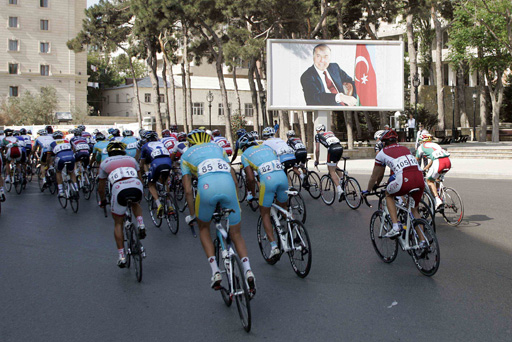 Azərbaycanda keçirilən beynəlxalq veloturun ikinci mərhələsi başa çatıb (FOTO)