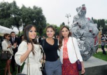 Heydər Əliyev Fondunun vitse-prezidenti Leyla Əliyevanın “012 Bakı Public Art Festivalı” çərçivəsində təqdim olunmuş “Beyin” əsəri qeyri-ənənəvi memarlığın ən yüksək nümunəsidir (FOTO)