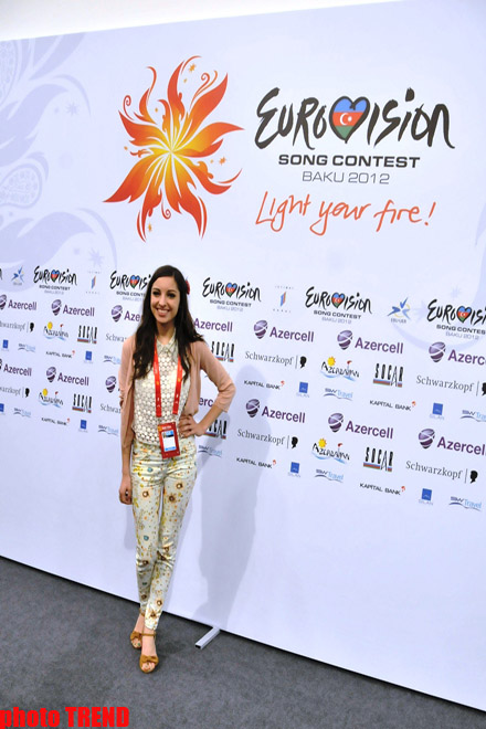 Belçikanın "Eurovision” təmsilçisi ilk repetisiyasını keçirib (FOTO)