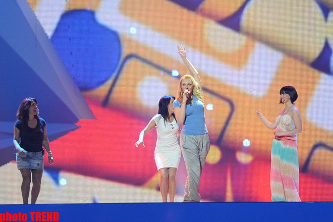 Latviyanın "Eurovision” təmsilçisinin ilk repetisiyasından görüntülər (FOTO)