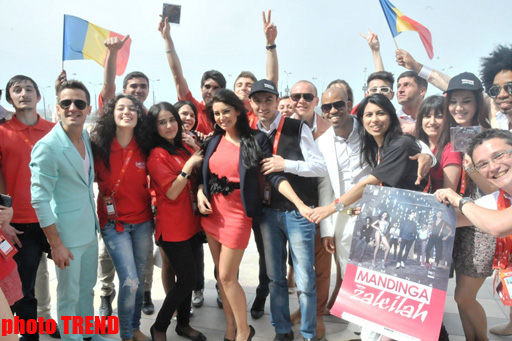 Rumıniyanı "Eurovision"da təmsil edən qrup fleşmob keçirib (FOTO)