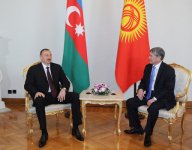 Azərbaycan Prezidenti İlham Əliyev Qırğızıstan Prezidenti Almazbek Atambayevlə görüşüb (FOTO)