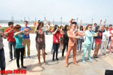 Rumıniyanı "Eurovision"da təmsil edən qrup fleşmob keçirib (FOTO)
