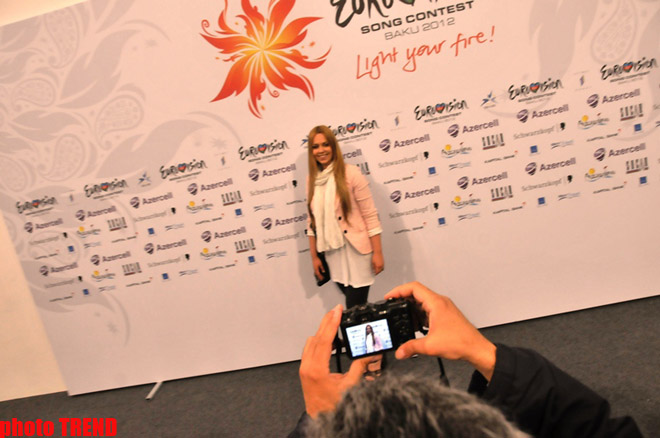 Bosniya və Herseqovinanın "Eurovision" təmsilçisi Bakı gecələrinə vurulub (FOTO)