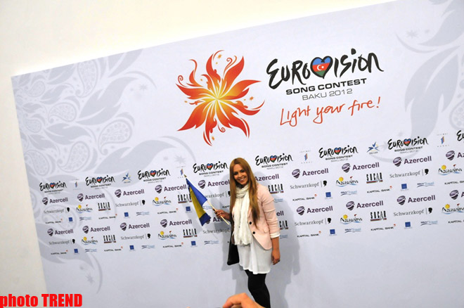 Bosniya və Herseqovinanın "Eurovision" təmsilçisi Bakı gecələrinə vurulub (FOTO)