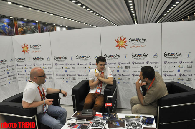 Litvanın "Eurovision 2012" iştirakçısı: Ağ pendirlə təndir çörəyi çox dadlıdır! (MÜSAHİBƏ) (FOTO)