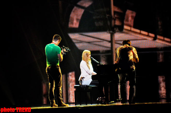 Bosniya və Herseqovinanın "Eurovision" təmsilçisinin ilk məşqindən görüntülər (FOTO)