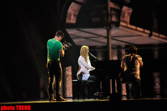 Bosniya və Herseqovinanın "Eurovision" təmsilçisinin ilk məşqindən görüntülər (FOTO)