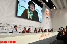 Azərbaycan bayrağı, Russian Party, Alla Puqaçova – "Buranovskiye babuşki"nin mətbuat konfransı (FOTO)