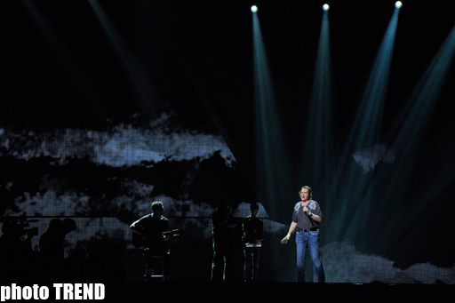 Böyük Britaniyanın "Eurovision" təmsilçisinin ilk məşqindən görüntülər (FOTO)