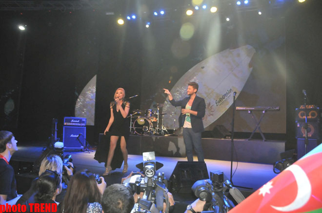 "Eurovision 2012" mahnı müsabiqəsinin rəsmi açılışı keçirilib (ƏLAVƏ OLUNUB) (FOTO)
